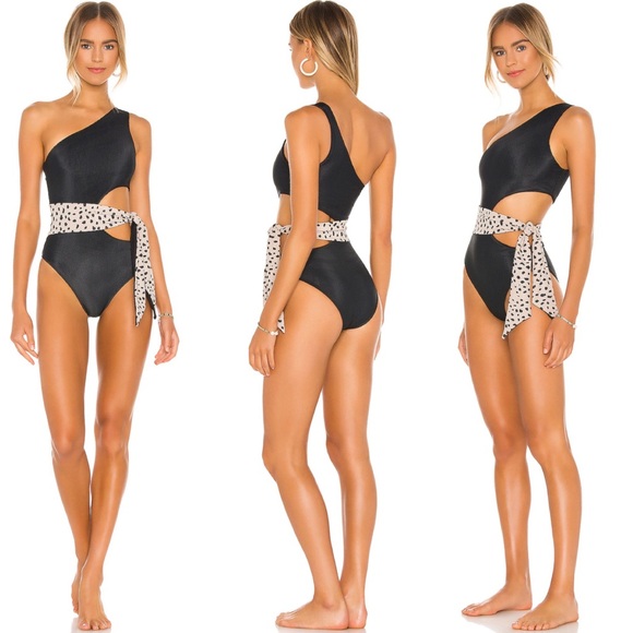 Beach Riot Other - Beach Riot Carlie One Piece Swimsuit Black Small NEW